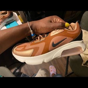 Women’s Nike Air Max 200